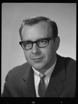 Kaplan, Business Management, Staff portraits 1965-1967 (E) [2 of 3 photographs]