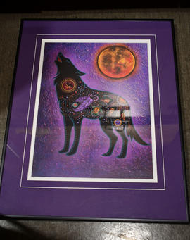 [unknown] [Wolf howling at moon]